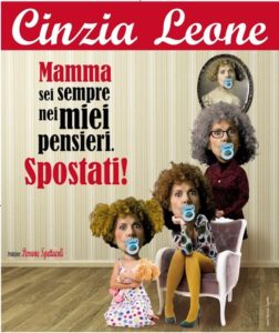 cinzia_leone_spettacolo_mamma_sei_sempre_nei_miei_pensieri_spostatti_locandina