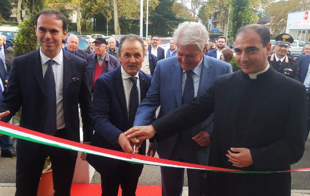 Acquapendente Vt Inaugurati I Nuovi Locali Della Filiale Di Banca